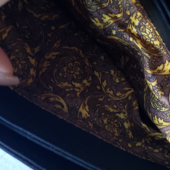 Designer Purse - Picture 4 of 7